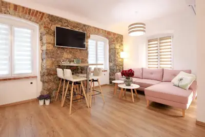 Apartmani 103 m², Rijeka Centar - tik uz Korzo - 7