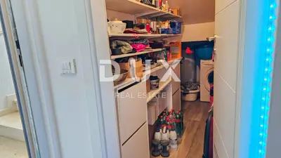 Apartment 69.6 m², Njivice - 150 m from the sea - 20