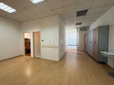 Rijeka - centar - trosoban stan - 2