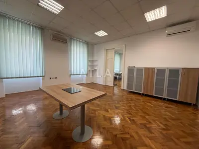 Rijeka - centar - trosoban stan - 13