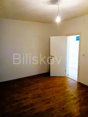 Zwei Apartments, Hvar, neuere Bauweise und Parkplatz - 7