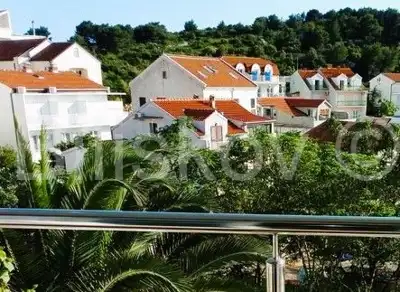 Zwei Apartments, Hvar, neuere Bauweise und Parkplatz - 12