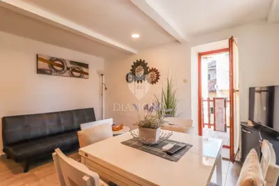 Stan 51 m², Rovinj centar - dvije terase i pogled na staru jezgru - 8