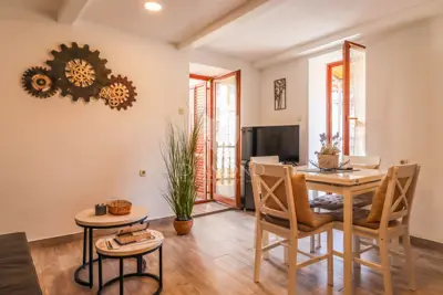 Stan 51 m², Rovinj centar - dvije terase i pogled na staru jezgru - 3