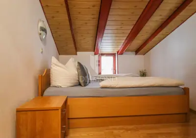 Stan 51 m², Rovinj centar - dvije terase i pogled na staru jezgru - 13