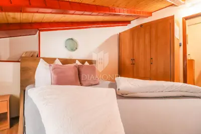 Stan 51 m², Rovinj centar - dvije terase i pogled na staru jezgru - 15