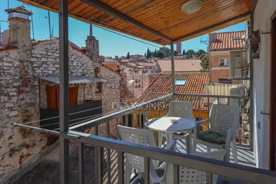 Stan 51 m², Rovinj centar - dvije terase i pogled na staru jezgru - 22