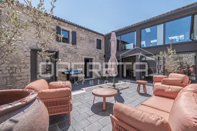 Villa 350 m², Poreč - near the sea and the center