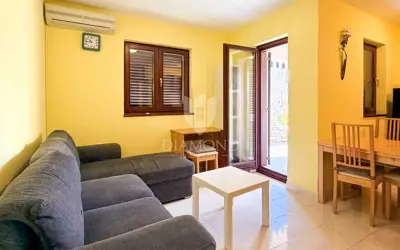 Apartment in Rabac, 1 bedroom, terrace and parking space