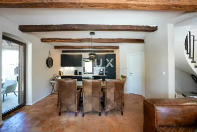 Haus 168 m², Sveti Lovreč - Pool und Sommerküche - 12