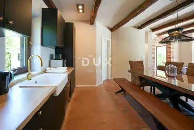 Haus 168 m², Sveti Lovreč - Pool und Sommerküche - 10