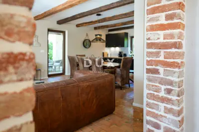 Haus 168 m², Sveti Lovreč - Pool und Sommerküche - 16
