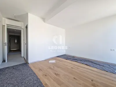 Stan 81 m², Umag - 40 m od mora i plaže - 6