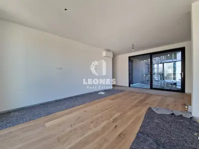Stan 81 m², Umag - 40 m od mora i plaže - 2