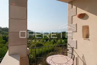Kuća 252 m², Mirca na Braču, pogled na more i bazen - 2