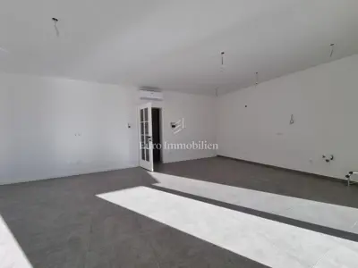 Stan 97 m², Tar-Vabriga - vrt, bazen i parkirno mjesto - 10