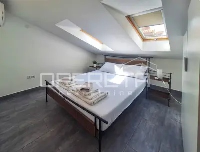 Kuća 82 m², Tribunj centar, 3 apartmana - 15