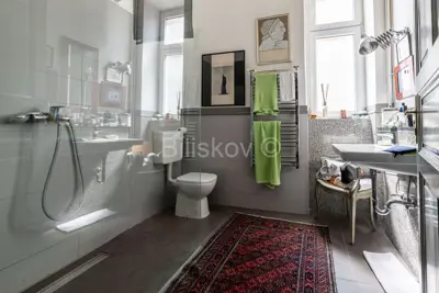 Apartment 112 m², Donji grad near Britanski trg, 4 rooms - 5