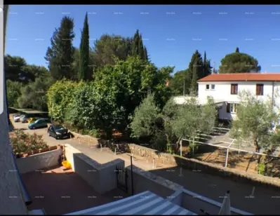 Apartment 38 m², Novigrad, in der Nähe des Zentrums und des Meeres