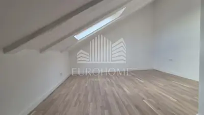 Stan 56 m², Donji grad, panoramski pogled na katedralu - 7