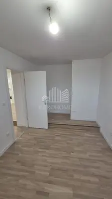 Stan 56 m², Donji grad, panoramski pogled na katedralu - 3