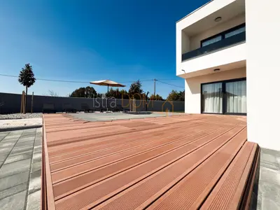 Kuća 196.93 m², Pomer - bazen i krovna terasa - 4