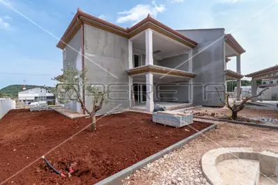House 173 m², Buje - rustic with a pool - 2
