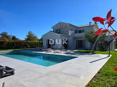 House 150 m², Vižinada - pool and summer kitchen