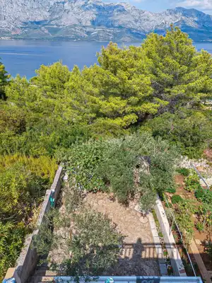 Hvar, Sućuraj, kuća u nizu s pogledom na more - 6