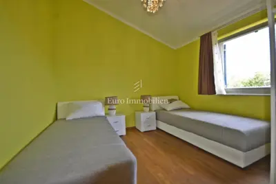 Kuća, Malinska na Krku - 5 apartmana i poslovni prostor - 13