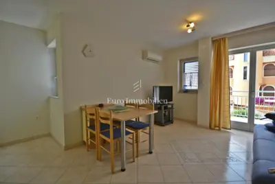 Kuća, Malinska na Krku - 5 apartmana i poslovni prostor - 3