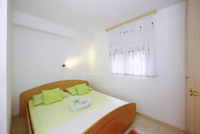 Pirovac - apartmanska kuća blizu mora - 20