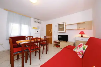 Pirovac - apartmanska kuća blizu mora - 11