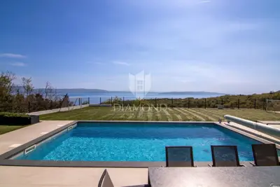 House for sale in Labin, 154 m² - 6