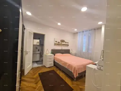 Stan 96 m², Pula Centar - dva apartmana - 19