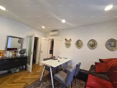 Stan 96 m², Pula Centar - dva apartmana - 12