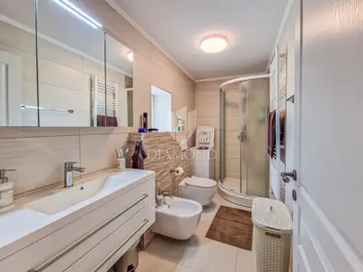 Haus 150 m², Umag Umgebung - in Meeresnähe - 9