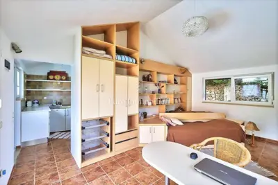 House for sale in Otok Brač, 330 m² - 9