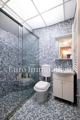 House for sale in Otok Brač, 330 m² - 10