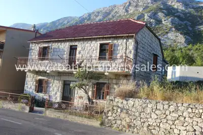 Stone house 200 m², Omiš - for adaptation and renovation - 6