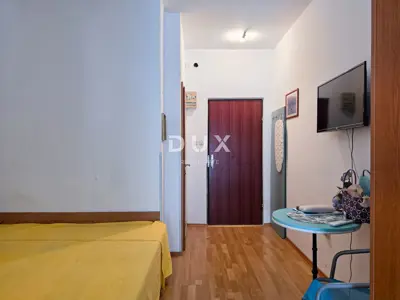 Rab, Šarengrad, studio, 43,72 m², terasa - 2