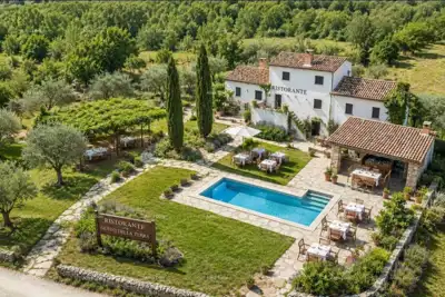 ISTARSKA VILA S BAZENOM I 4.000 m² ZEMLJIŠTA – OPRTALJ - 4