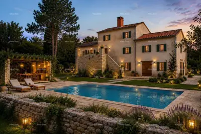 ISTARSKA VILA S BAZENOM I 4.000 m² ZEMLJIŠTA – OPRTALJ - 2