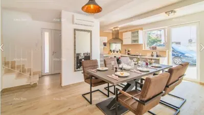 Villa in Novigrad, center, pool and 5 parking spaces - 7