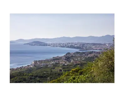 Land 4,732 m², Podstrana - open sea and Split view - 4