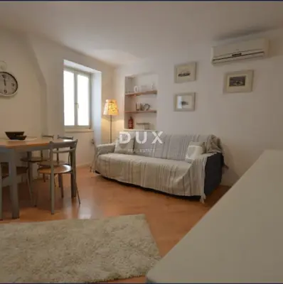 Apartment 35.7 m², Rovinj - sea view in the old town - 17