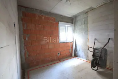 Kuća 119 m², Stobreč - dvojna, miran rezidencijalni dio - 9