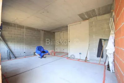 Kuća 119 m², Stobreč - dvojna, miran rezidencijalni dio - 4