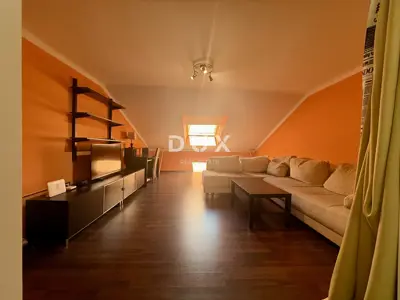Rijeka, strenges Zentrum, 66 m², bezugsfertig, Investition, dritte Etage - 2
