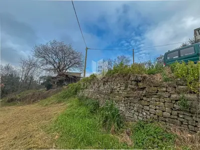 Building plot 1,800 m², Motovun - permit for a villa with a pool - 12